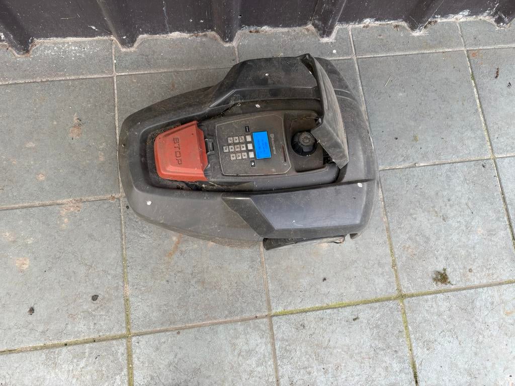 Robotgrasmaaier Husqvarna, Ophalen, Gebruikt