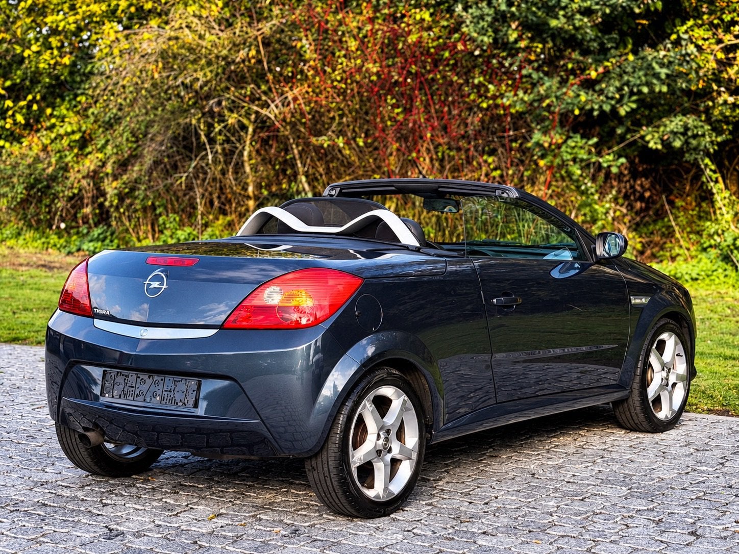 OPEL TIGRA TWINTOP 1.4 SPORT • COUPÉ/CABRIO • AIRCO • CUIR, 144 g/km, Essai à domicile, Entreprise, 2 portes