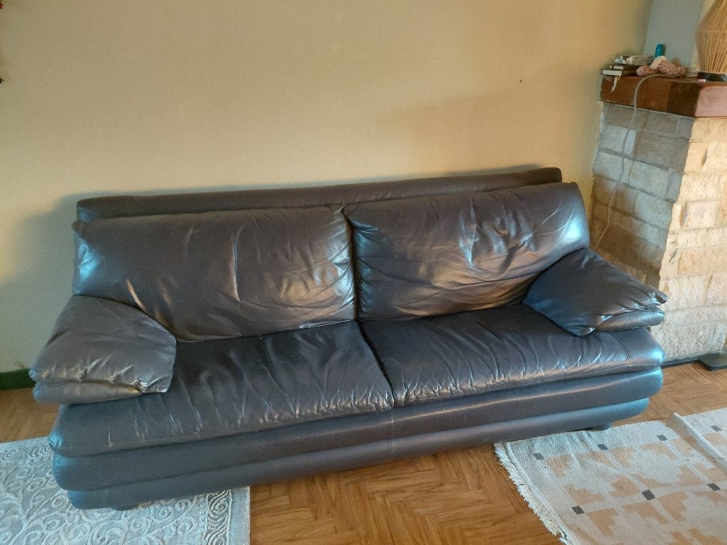 Blauwe lederen 2zit, 125 à 150 cm, Comme neuf, Enlèvement, 150 à 200 cm