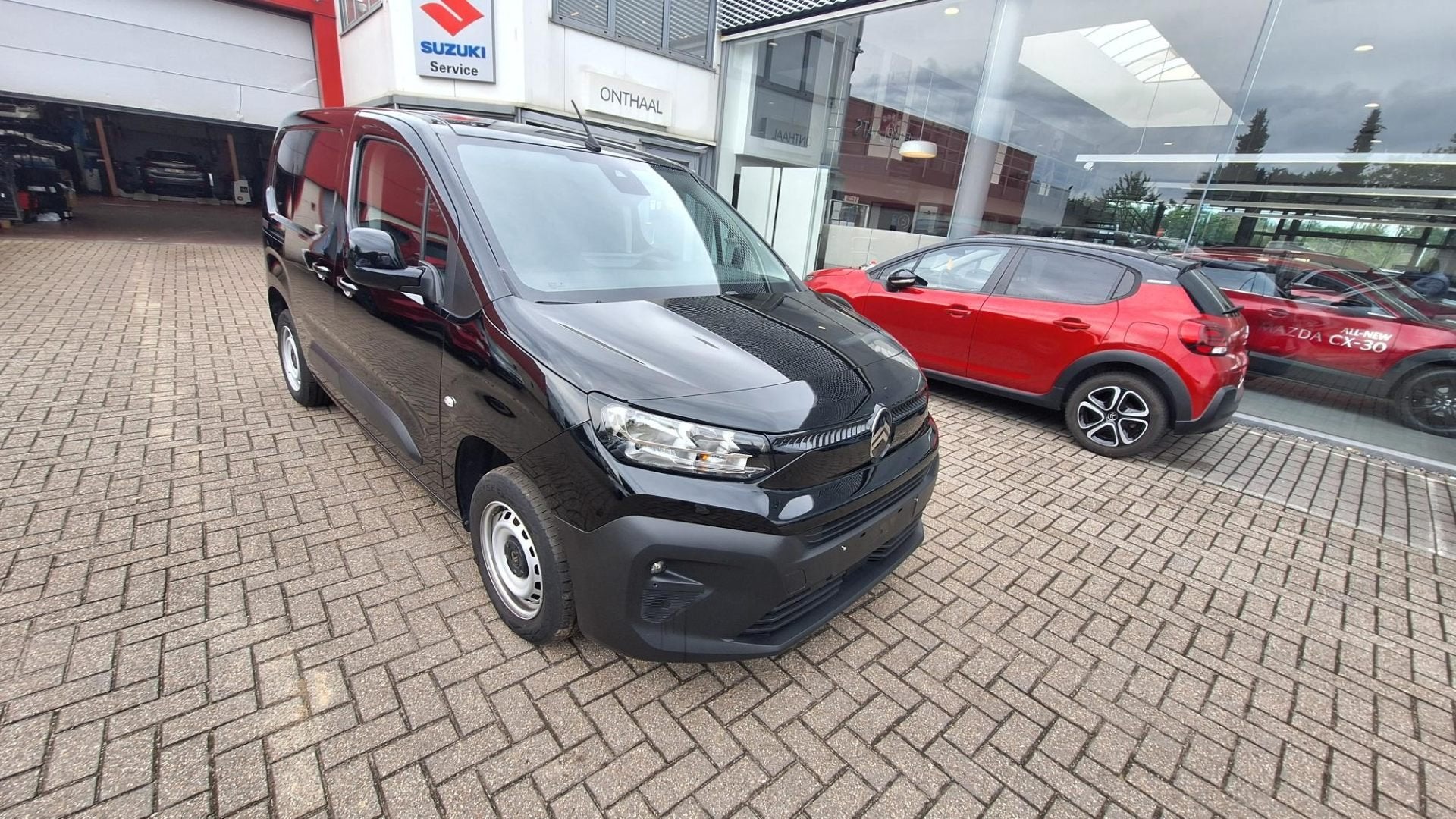 Citroën Berlingo (bj 2025), Auto's, Gebruikt, Citroën, Zwart, Bedrijf