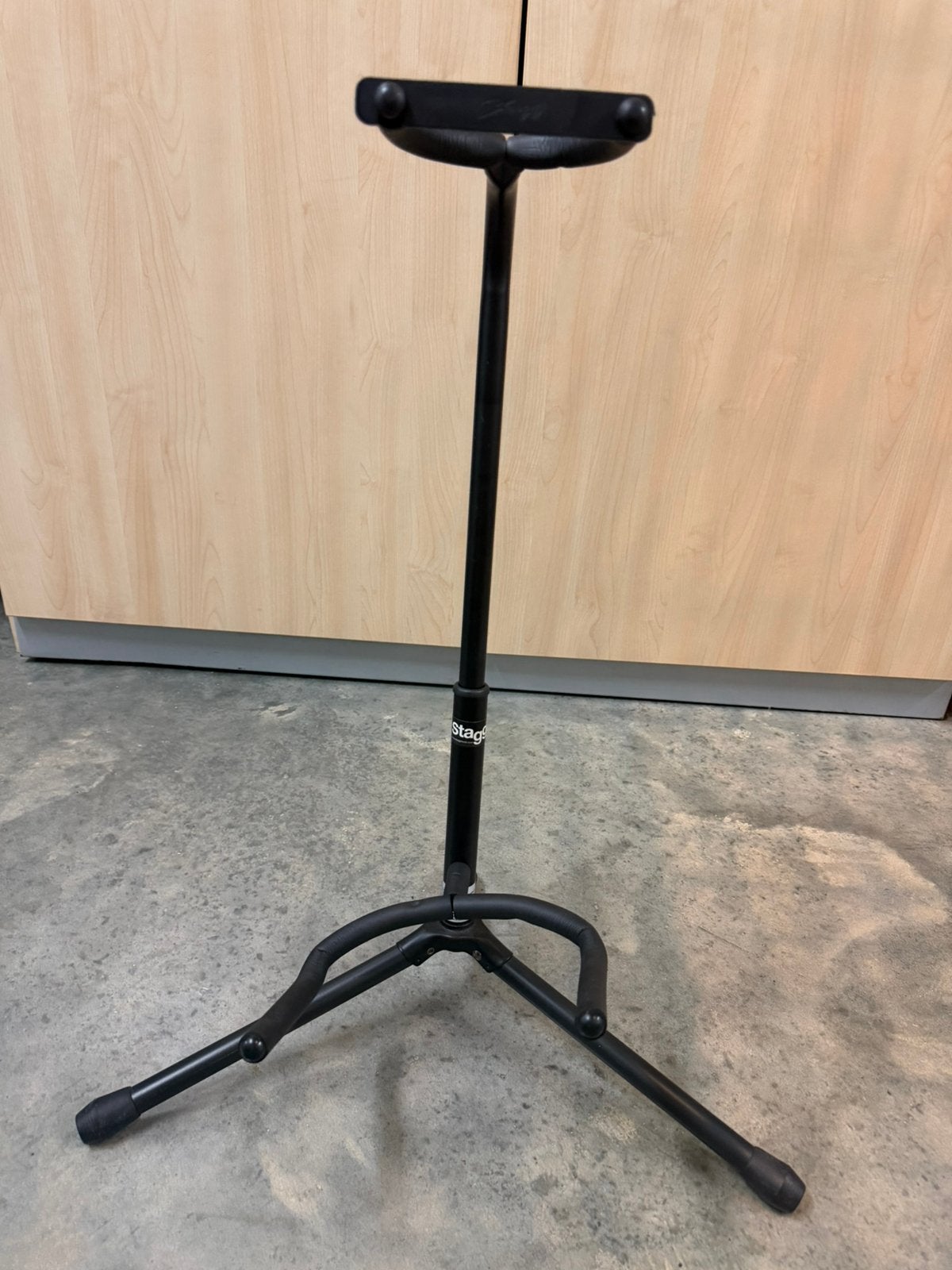 Stevige Stagg Gitaarstandaard met Halsklem, Muziek en Instrumenten, Ophalen, Zo goed als nieuw, Gitaar