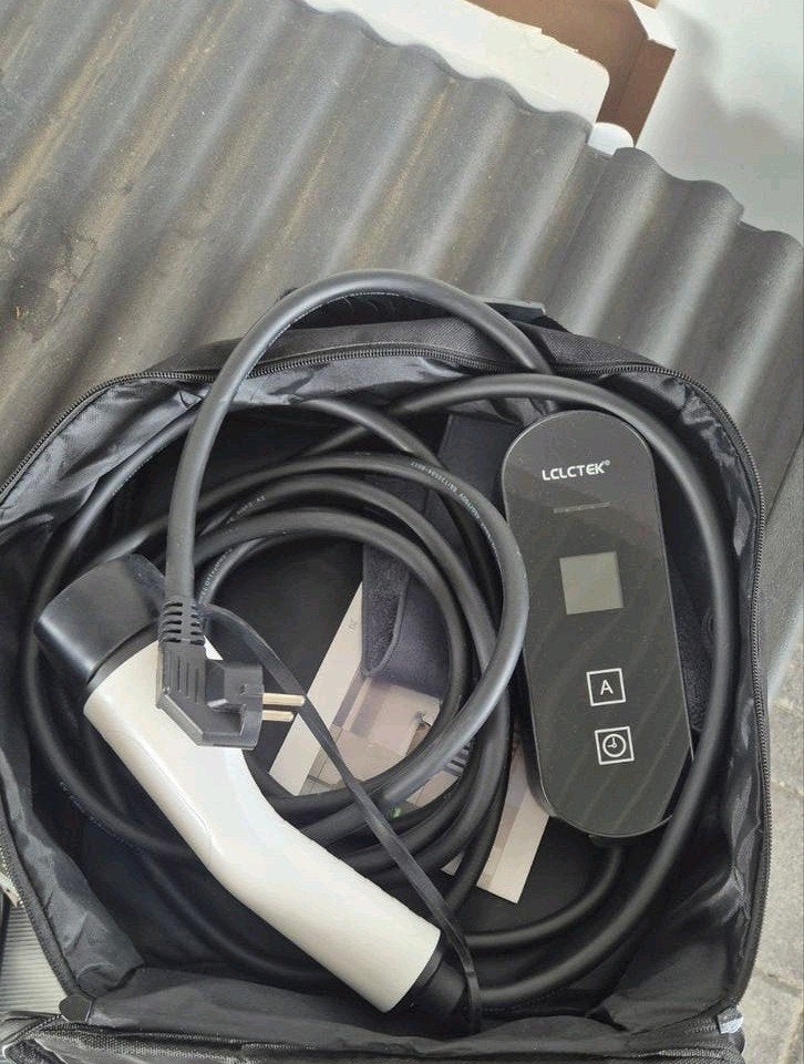 EV stopcontact oplader (Schuko) 16 A 3.6kw, Autos : Divers, Bornes de recharge, Enlèvement ou Envoi, Comme neuf, Câble de charge