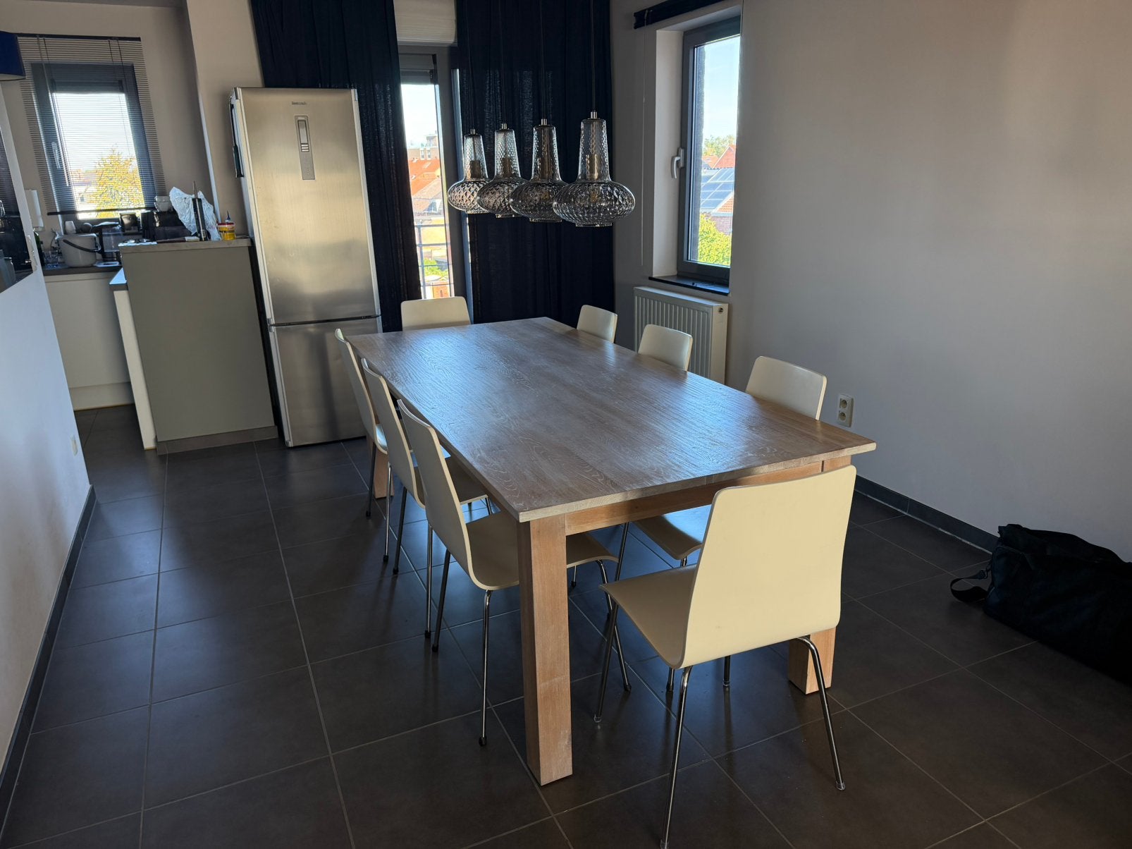 Table en chêne avec 8 chaises, Maison & Meubles, Enlèvement