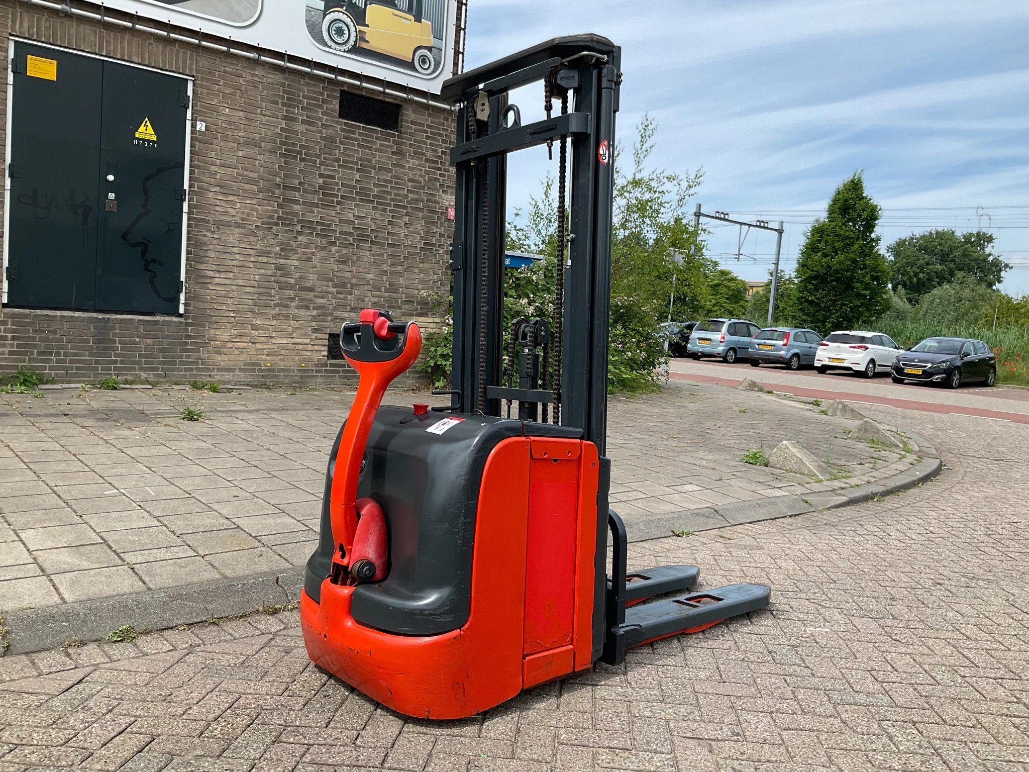 Linde L14 1400KG 4.75METER STAPELAAR / HEFTRUCK (bj 2011), Zakelijke goederen, Machines en Bouw | Heftrucks en Intern transport