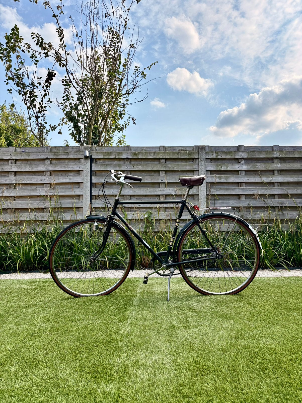 Vintage Raleigh met nieuwe onderdelen, Ophalen