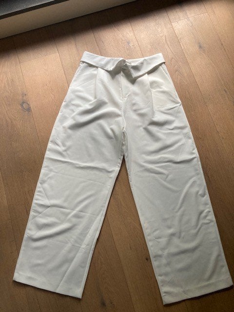 Broeken Les Jumelles-H&M-GAP-Zara -AO-Pull & Bear-..., Vêtements | Femmes, Culottes & Pantalons, Enlèvement ou Envoi, Taille 38/40 (M)