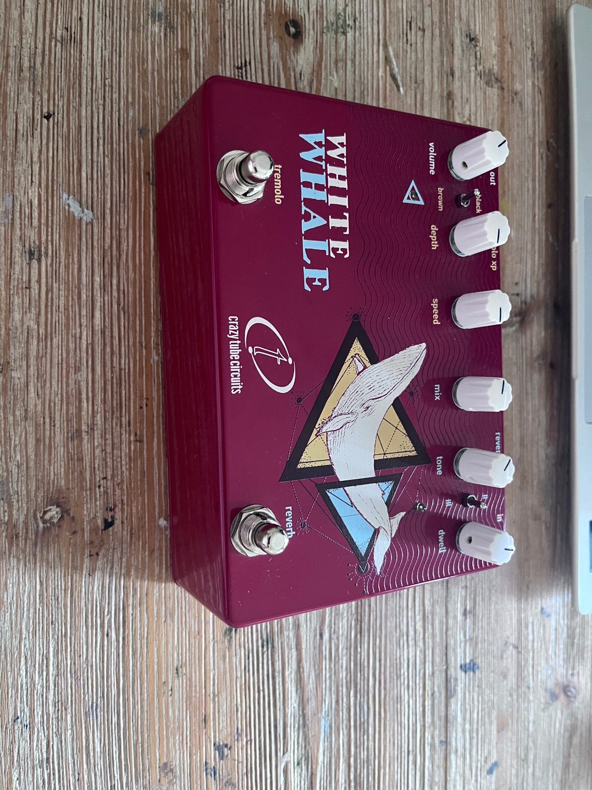 White whale - tremolo en reverb pedaal, Enlèvement ou Envoi, Comme neuf, Reverb