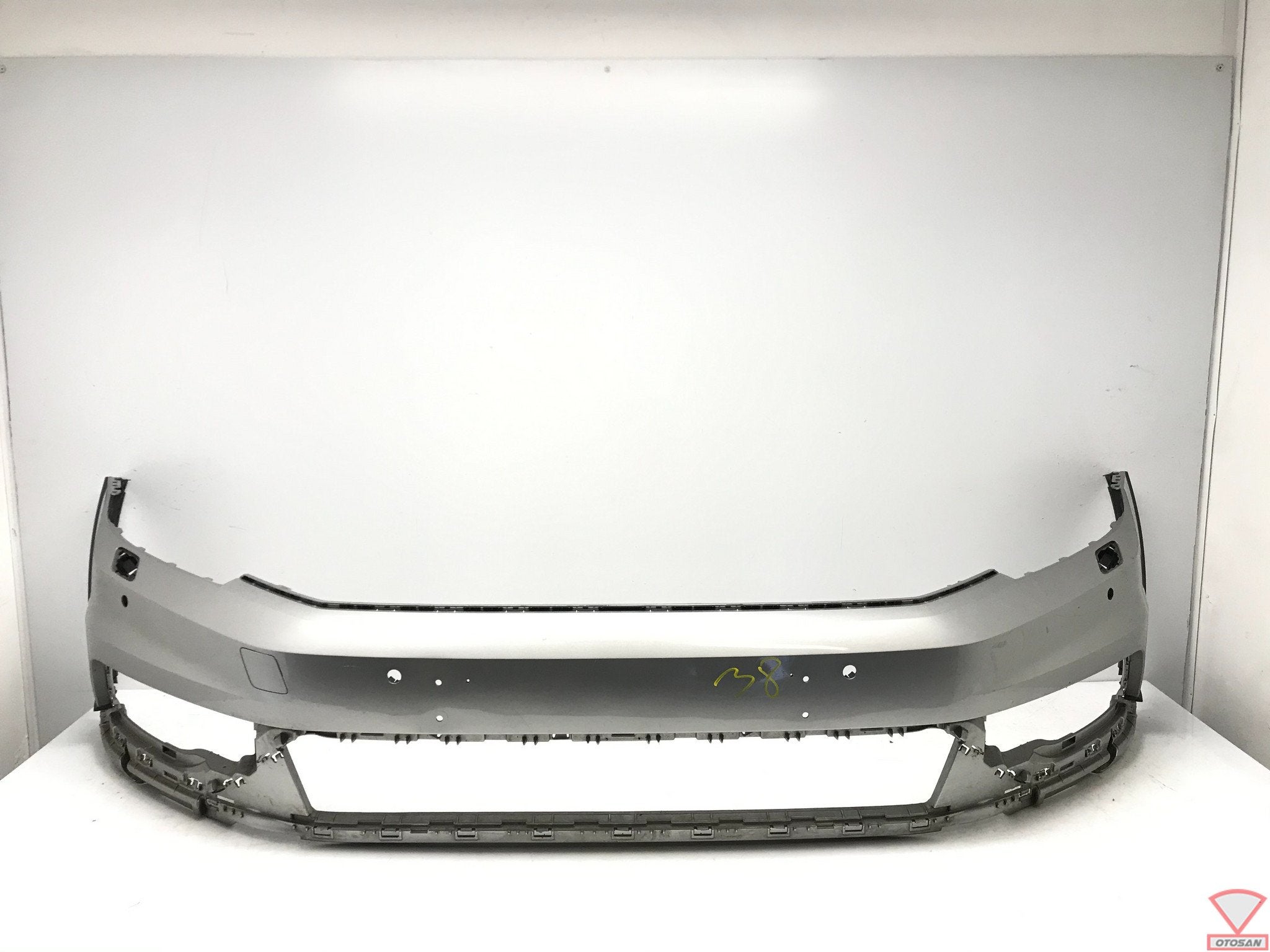 VW Passat B8 Alltrack Pare-chocs avant Pare-chocs KLS 6xPDC, Pare-chocs, Volkswagen, Volkswagen AG, Vw@volkswagen.de