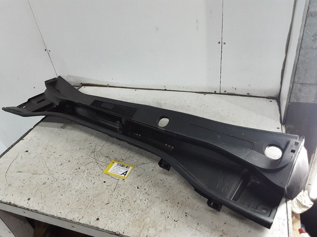 SIERLIJSTEN VOORRUIT Toyota Corolla Cross (5570816170), Gebruikt, Voor, Kundenbetreuung@toyota.de, Toyota