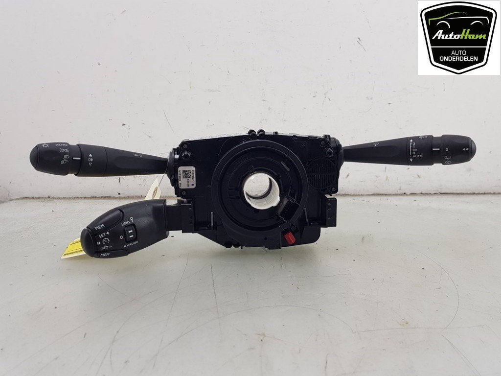 COMBINE COMMODO Peugeot 208 II (UB / UH / UP) (01-2019/-), Utilisé, Peugeot