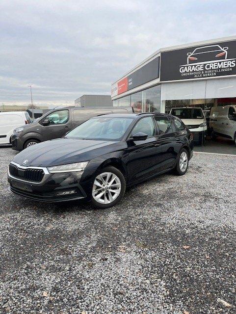 1 Jaar garantie Skoda Octavia Ambition PHEV DSG IV 110KW/150, Auto's, Skoda, Bedrijf, Te koop, Octavia, Airbags, Airconditioning