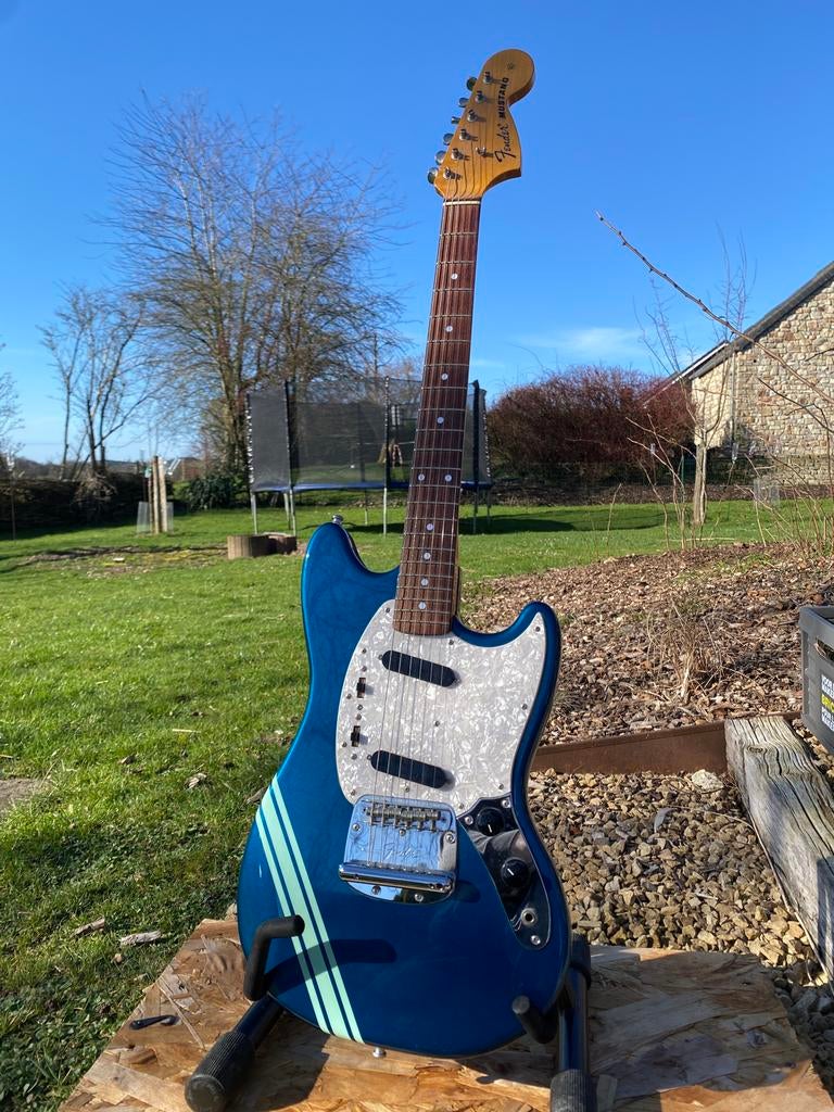 Fender Mustang-wedstrijd, Muziek en Instrumenten, Snaarinstrumenten | Gitaren | Elektrisch, Zo goed als nieuw, Fender, Ophalen