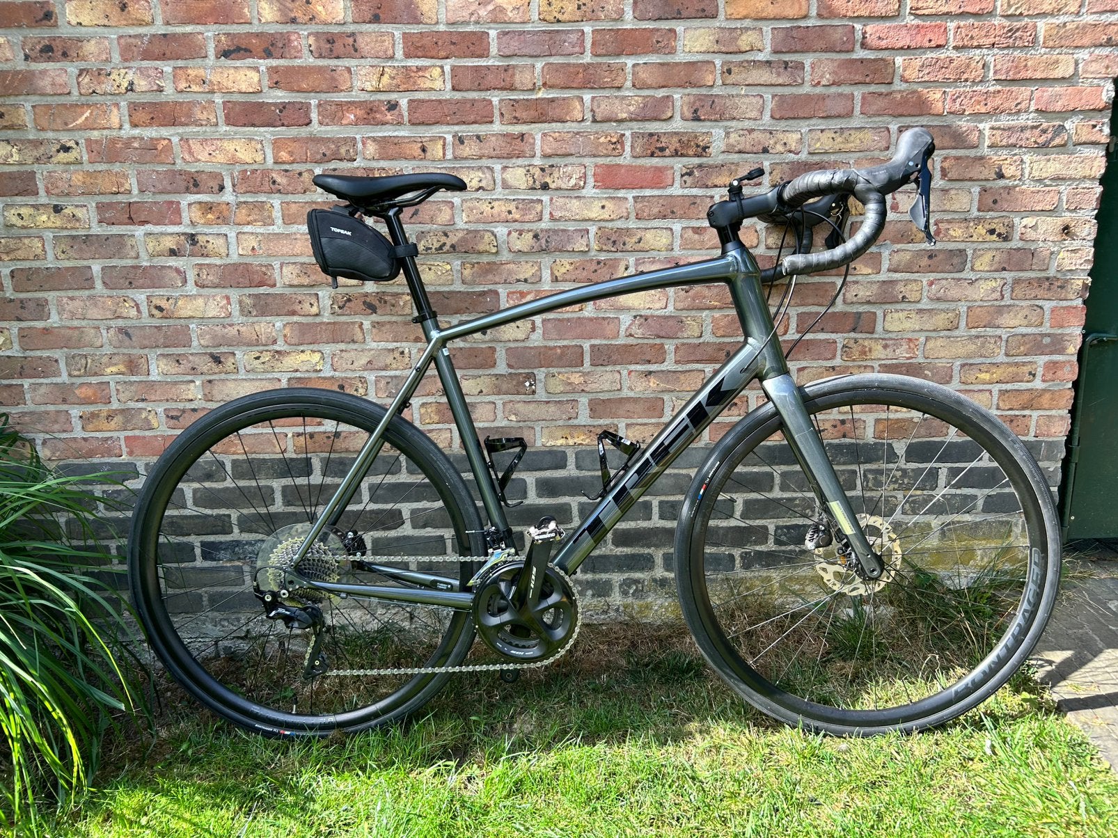 Trek Domane AL5 (2021), Fietsen en Brommers, Aluminium, Zo goed als nieuw, Meer dan 20 versnellingen, Schijfrem