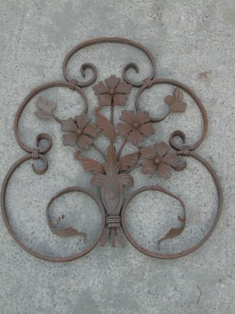 fronton , plaque murale en fer forgé, modèle 4 fleurs, Enlèvement ou Envoi, Neuf