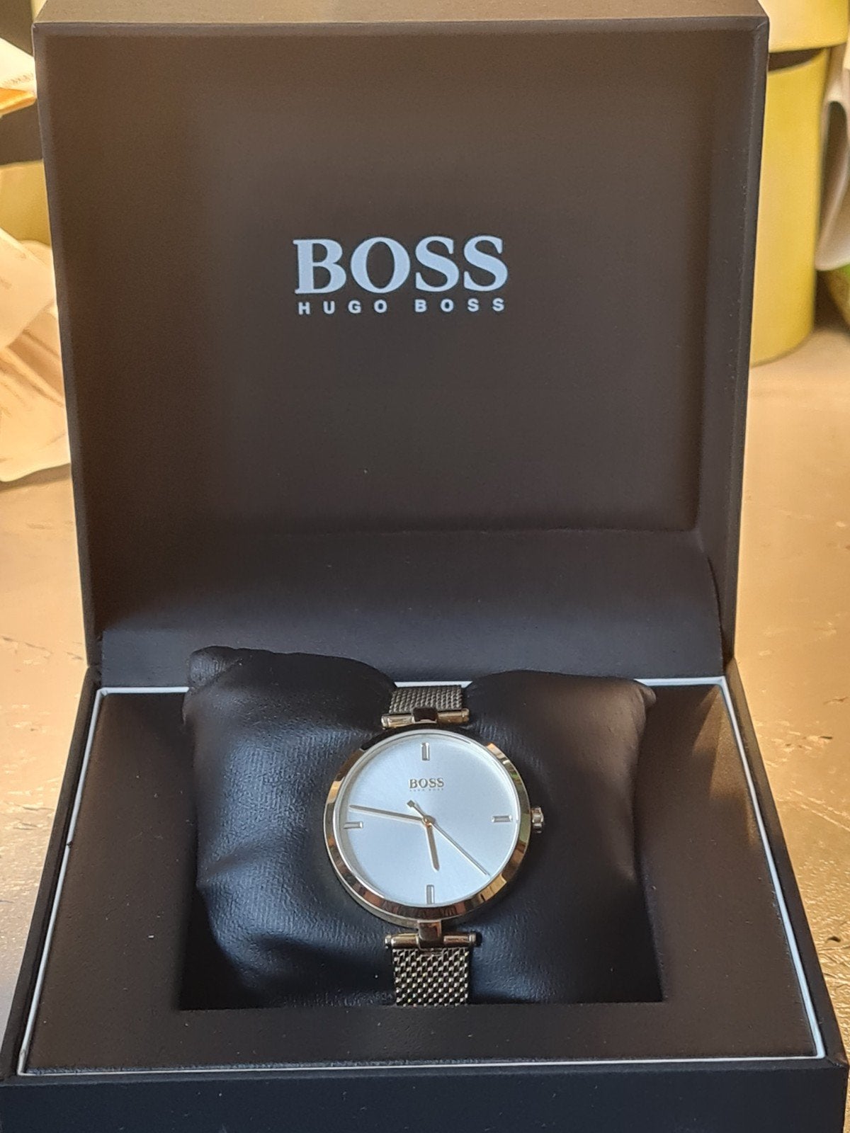 Hugo boss dames horloge, Ophalen