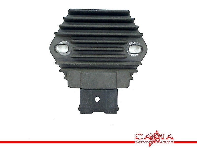 REGULATEUR DE TENSION Honda CBF 500 (01-1970/-), Dhr. S. di Majo, Utilisé, Info@cama-motorparts.nl, P.J. Troelstraweg 8 8
3144 CX  MAASSLUIS, NL