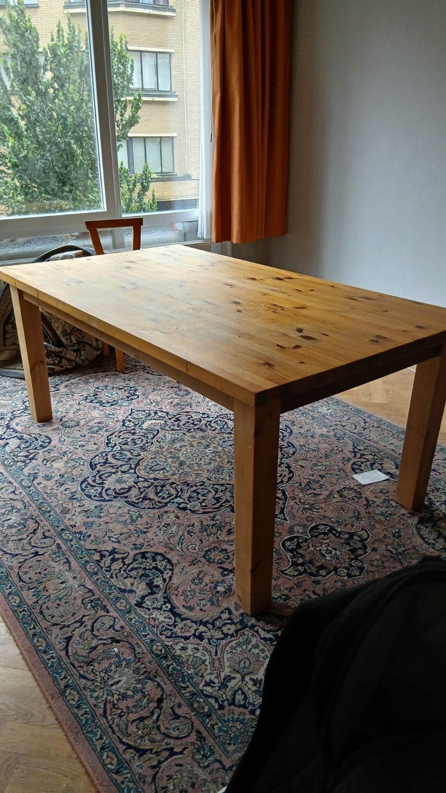 Eettafel 6 tot 8 personen massief hout, Ophalen