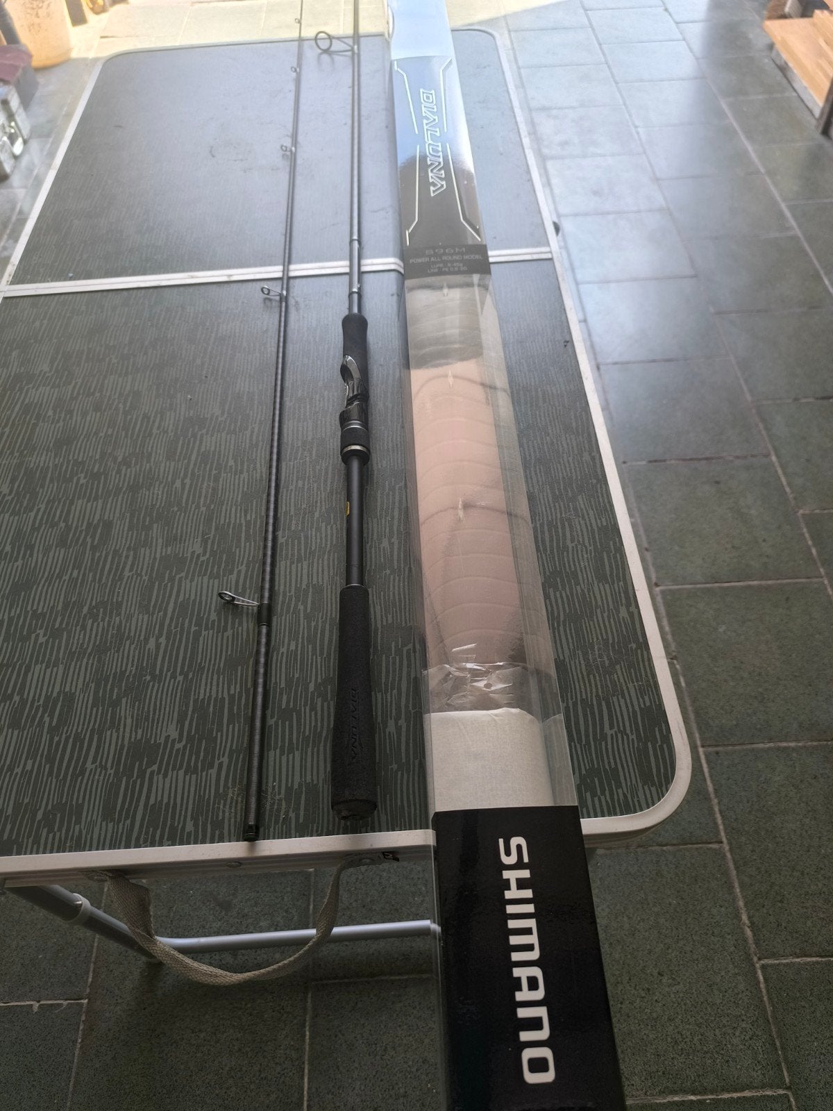Belle canne à pêche pour le bar et les carnassiers. Shimano, Enlèvement