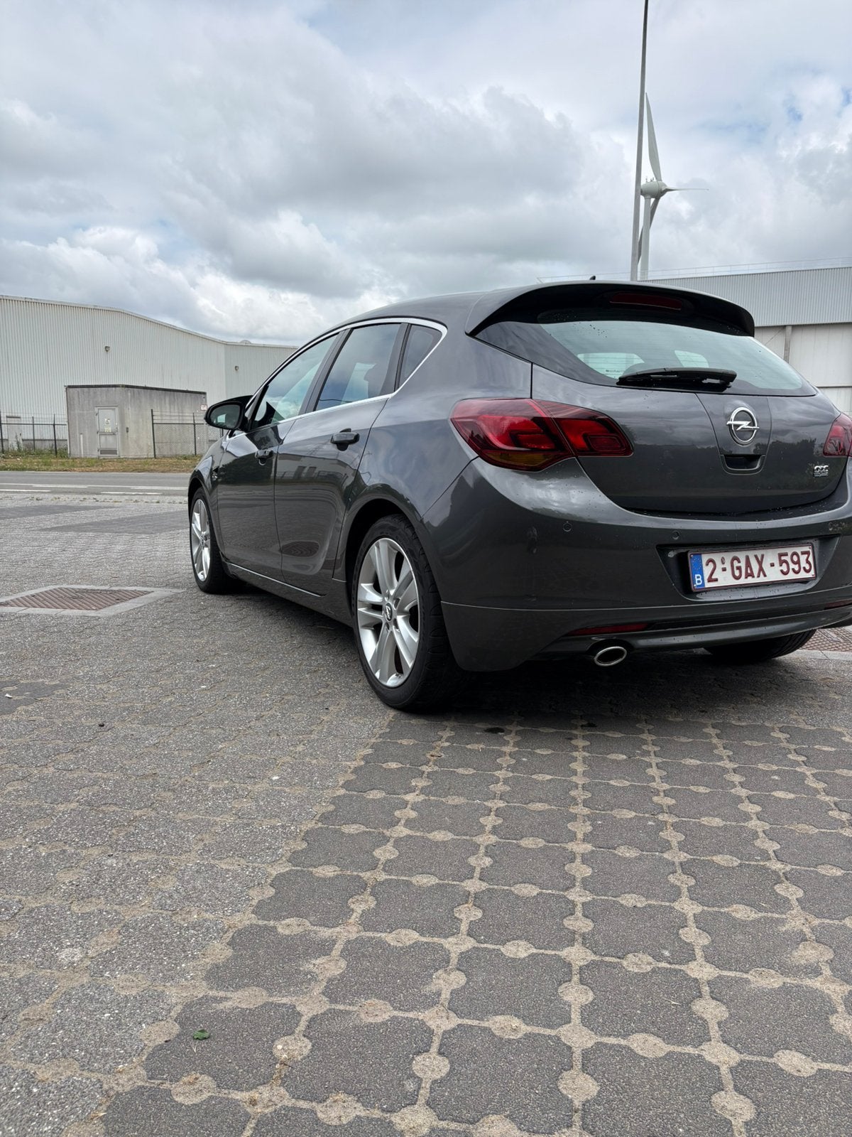 Te koop opel asta j GEKEURD VOOR VERKOOP, Auto's, Zwart, Particulier, Cruise Control, Astra