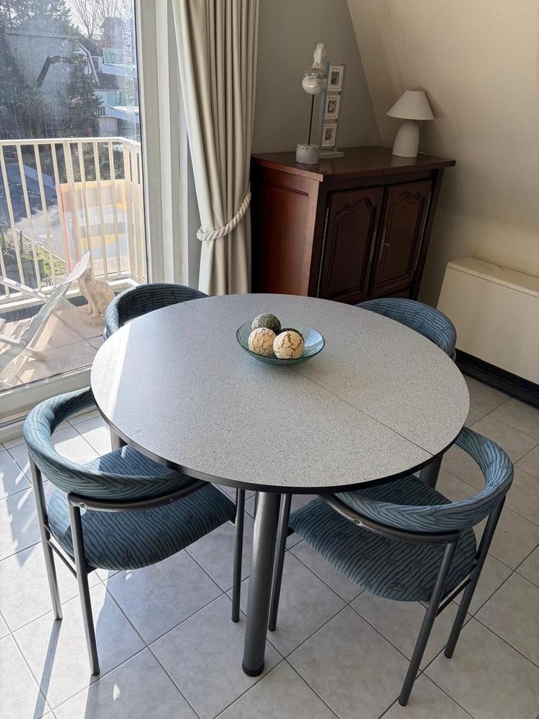 Ronde tafel Diameter.120, Huis en Inrichting, Tafels | Eettafels, Ophalen
