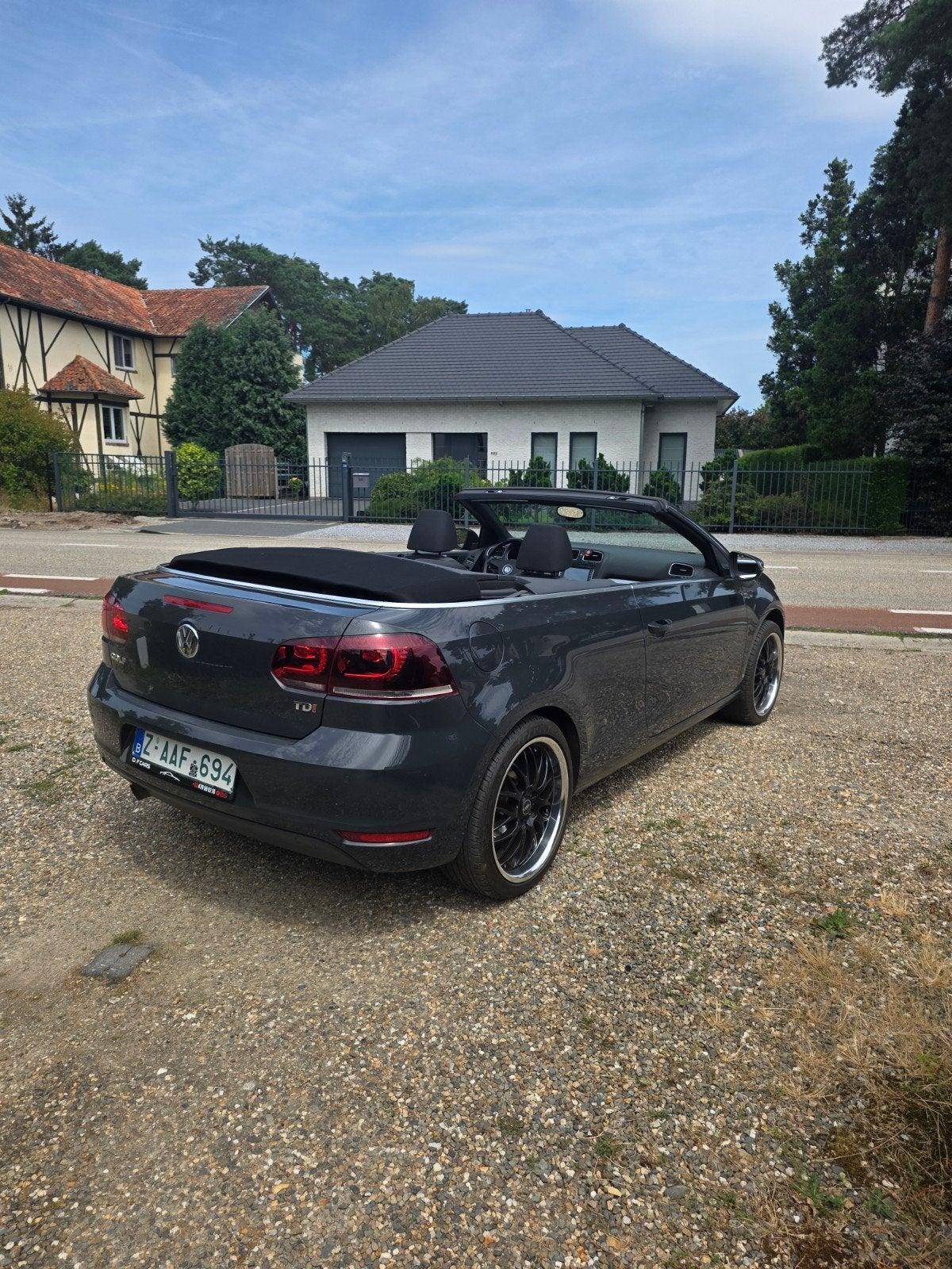 Vw golf 6 Cabrio 1.6crtdi  in top staat 1ste eigenaar, Auto's, Voorwielaandrijving, Stof, Zwart, 4 cilinders