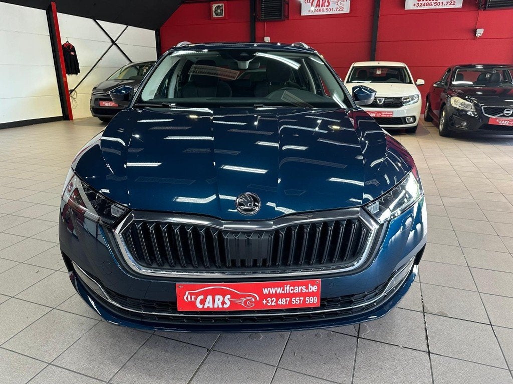 Skoda Octavia SW45.950KM*BENZ*1STE EIGENAAR*NAVIGATIE, Autos, Euro 6, Entreprise, Garantie prolongée, Boîte manuelle