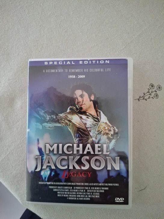 DVD Michael Jackson Legacy 1958/2009, Enlèvement ou Envoi