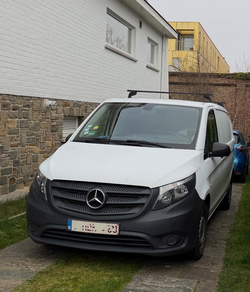 te koop wegens pensioen: Mercedes Vito Diesel, Auto's, Bestelwagens en Lichte vracht, Voorwielaandrijving, 4 deurs, Stof, Euro 6