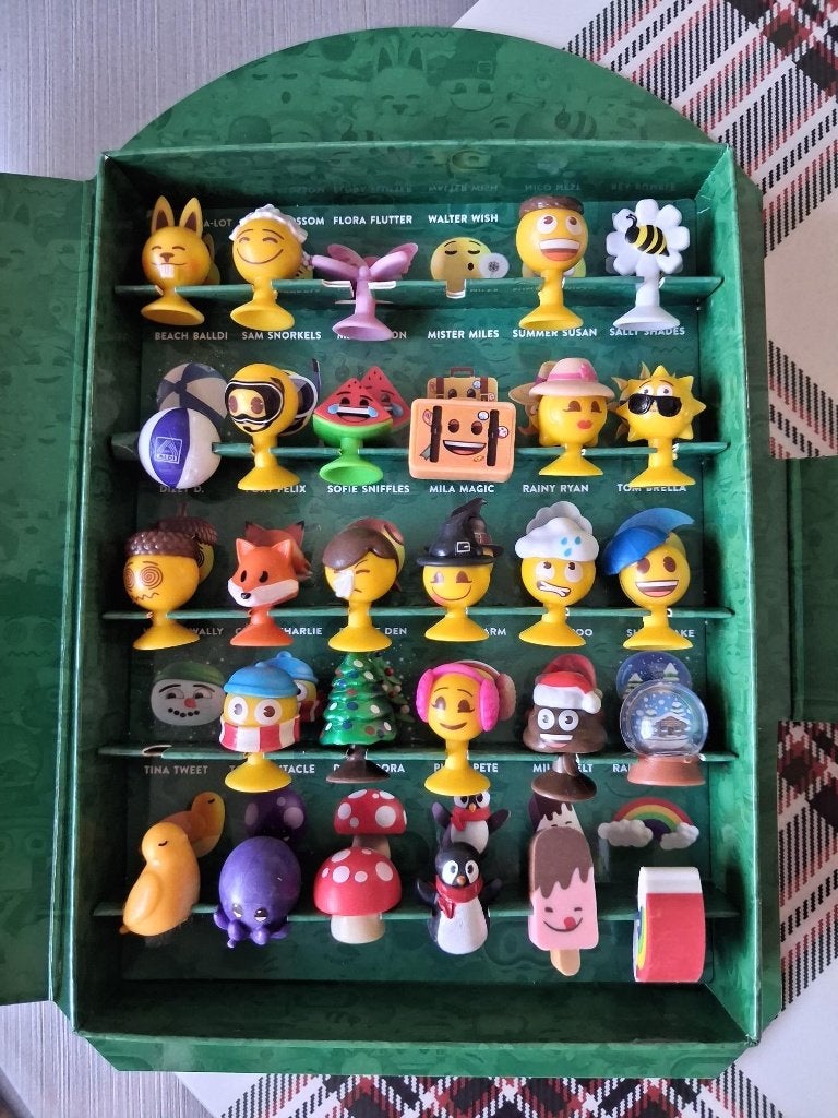 Wij zoeken nog 2 stickies / emoji Aldi 2026, Ophalen, Nieuw