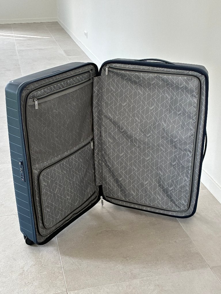 Koffer American Tourister - Fast Forward - 78 cm -Ongebruikt, Handtassen en Accessoires, Koffers, Nieuw, Hard kunststof, Slot