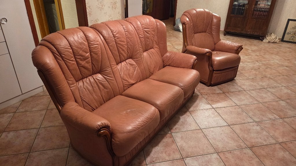 Salon leder  ( lage prijs mits zelf afhalen ), Trois personnes, Enlèvement, Utilisé, Bois
