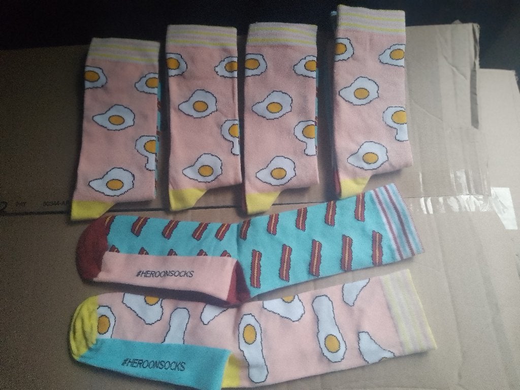 nieuw sokken 35 - 39 bacon eggs kwaliteit!!! kousen, Vêtements | Femmes, Neuf, Chaussettes et Chaussettes genoux, Hero on socks