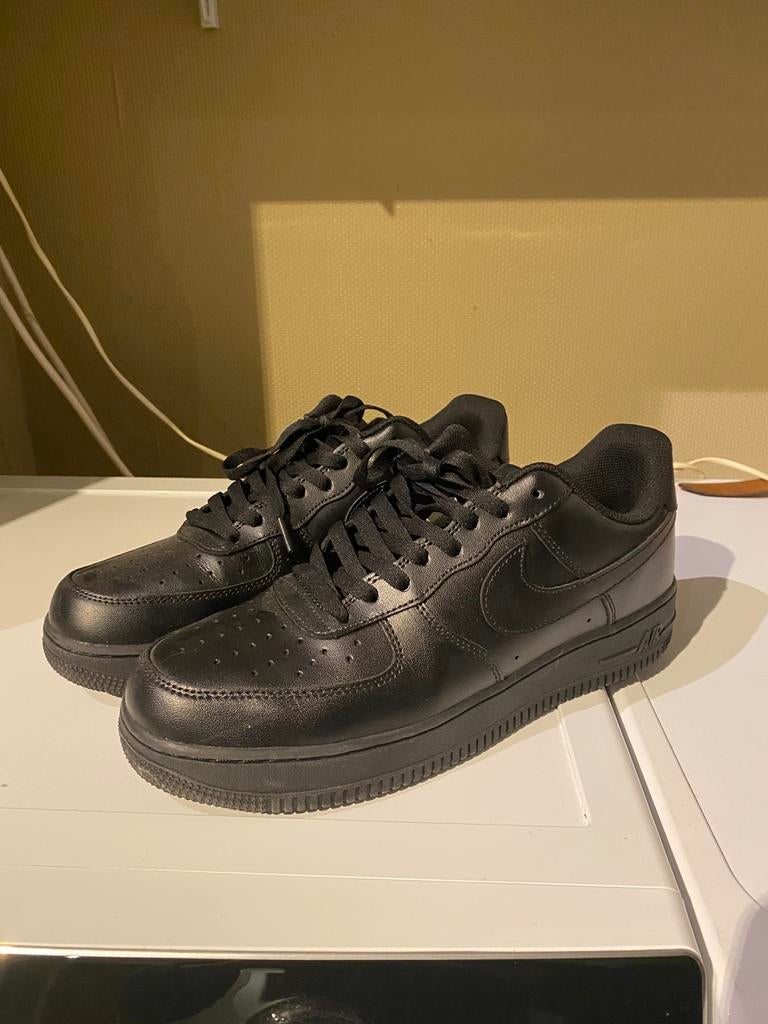 Nike Air Force 1 Noir — Taille 46 — Espadrilles, Enlèvement ou Envoi, Porté, Baskets, Noir