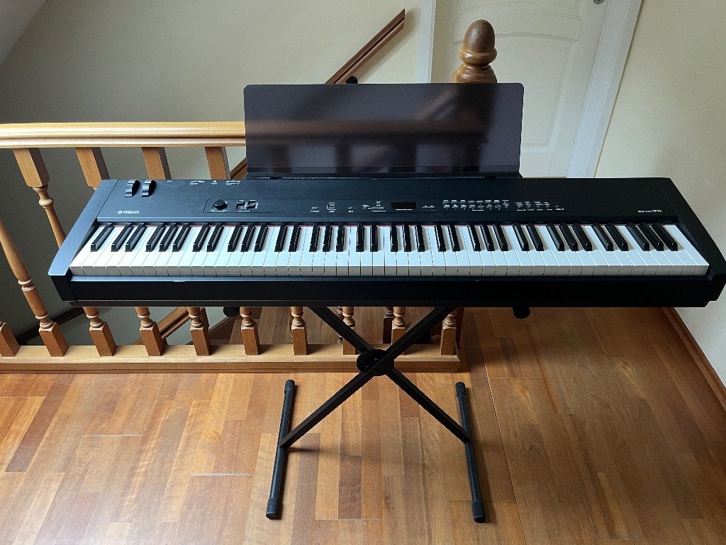 CP33, Ophalen, 88 toetsen, Yamaha, Zo goed als nieuw