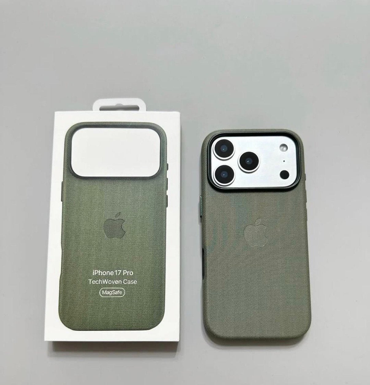 iPhone 17 pro techwoven case, Telecommunicatie, Mobiele telefoons | Hoesjes en Screenprotectors | Apple iPhone, Zo goed als nieuw