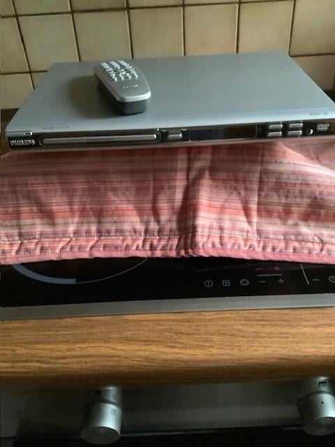 Philips dvd  Video speler + afstandsbediening 220V 50HZ 10 W, Audio, Tv en Foto, DVD spelers, Ophalen of Verzenden, Gebruikt, Philips