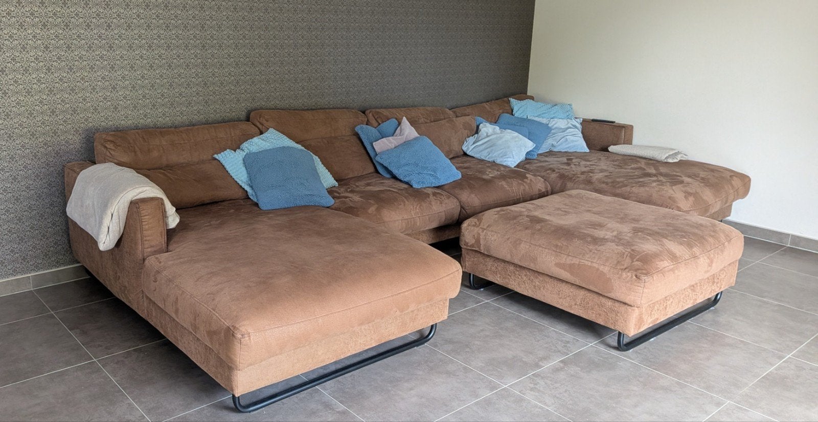 2x Longchair zetel + grote poef -  cognac, Ophalen