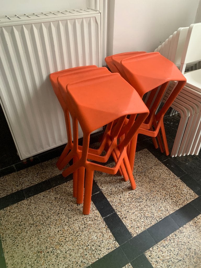 Lot de 6 tabourets hauts Plank Miura–rouge, Synthétique, Enlèvement, Utilisé, 60 à 90 cm