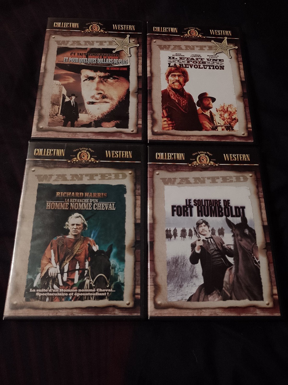 A vendre 4 dvd collection Western, CD & DVD, Allemand, Action, Enlèvement ou Envoi, Comprend un boîtier