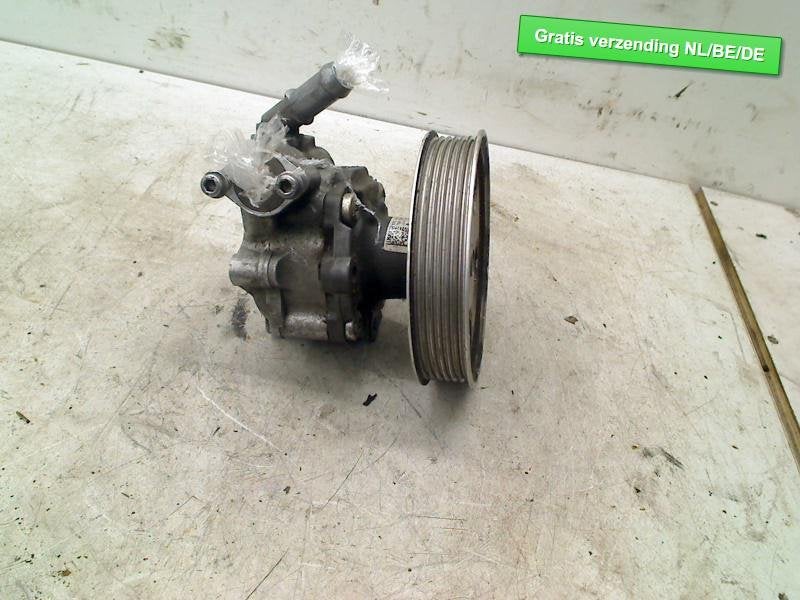 POMPE DE DIRECTION Audi Q5 (8RB) (8R0145153B), Auto-Union-Straße  1,
85057  Ingolstadt, DE, Info@audi.de, Audi, Utilisé