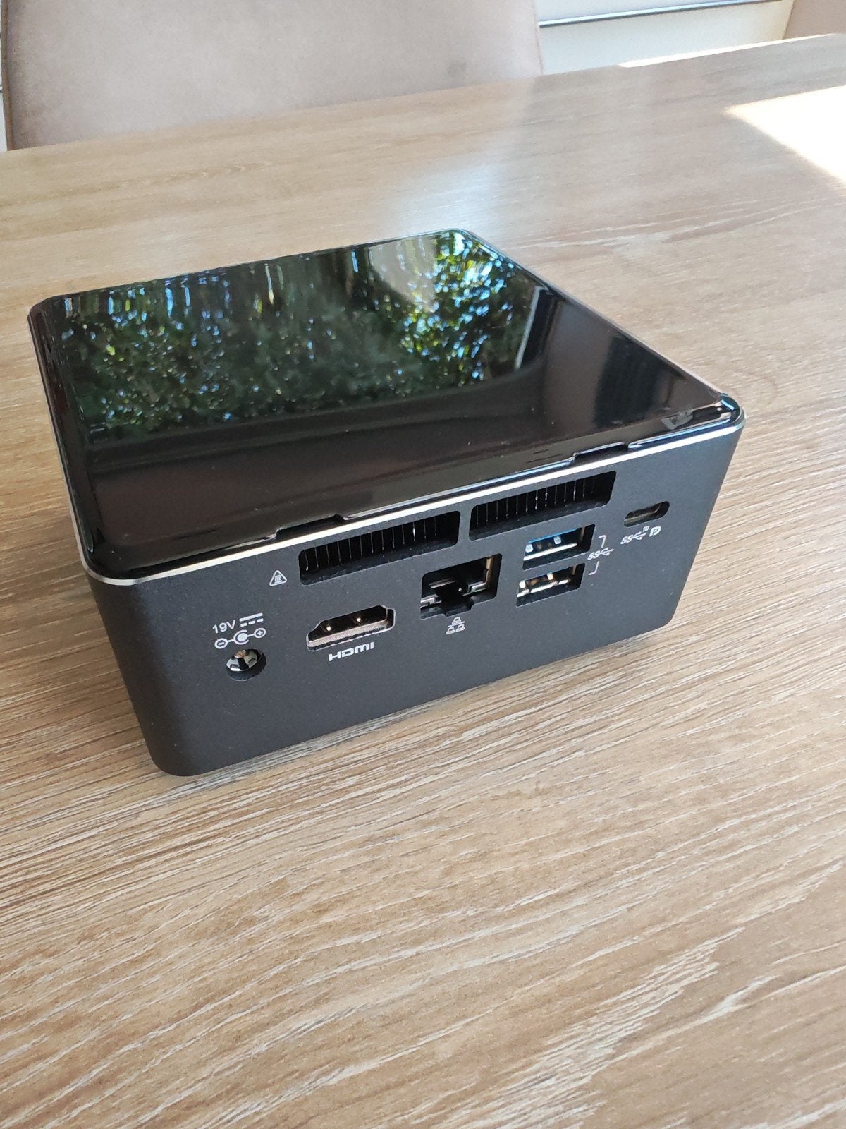 Intel NUC, Ophalen, Gebruikt