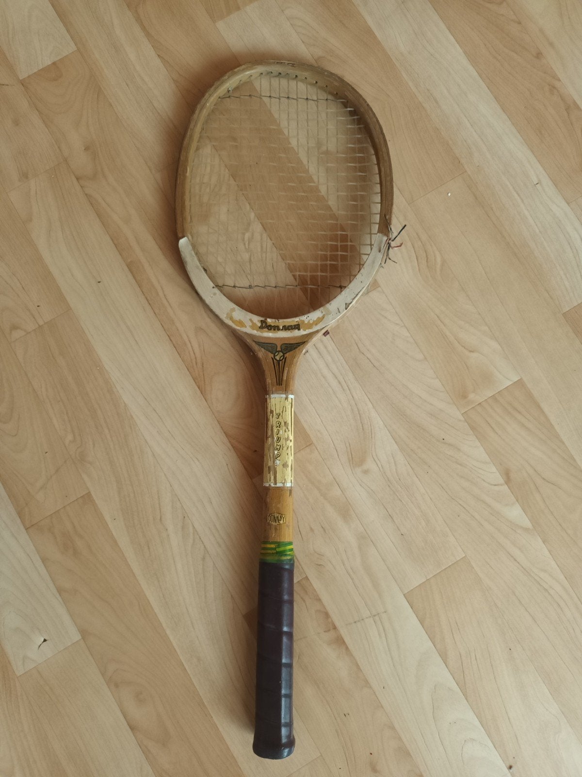 Tennis raket, Ophalen