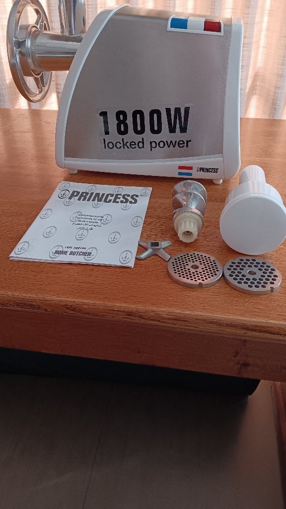 PRINCESS  Vleesmolen, Verzenden, Gebruikt, Bakkerij en Slagerij