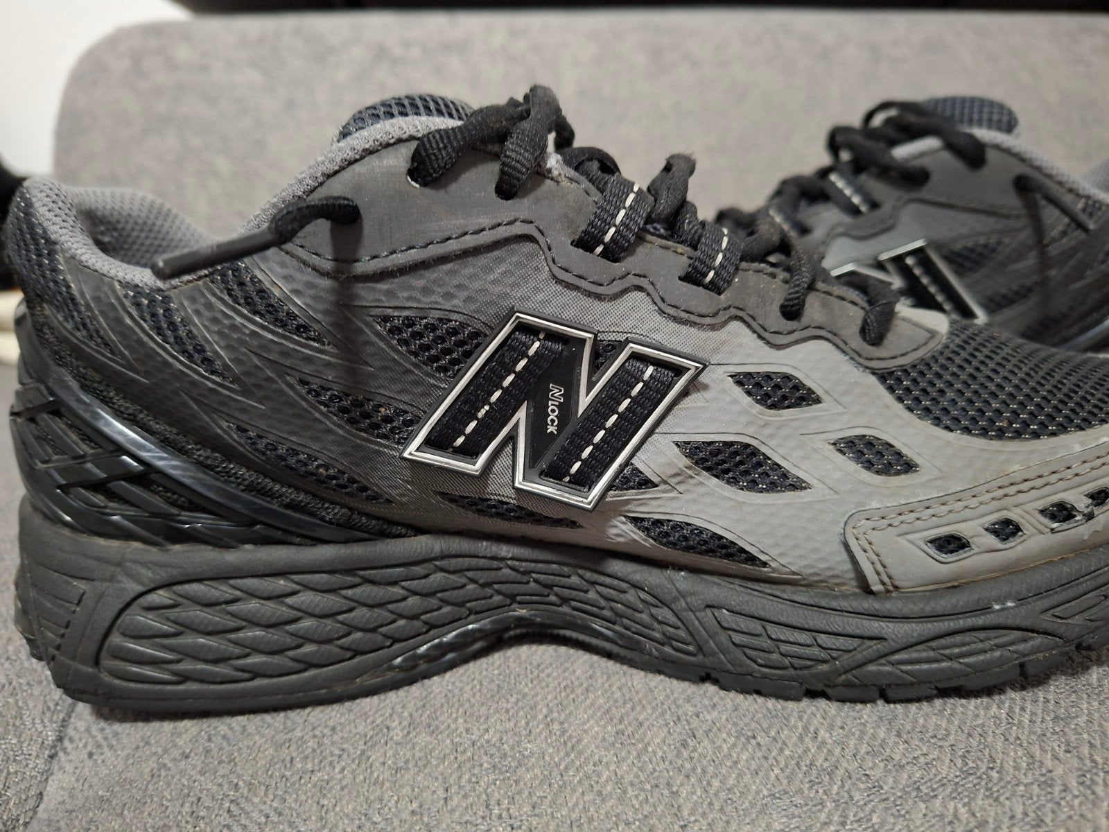 new balance shoenen, Sports & Fitness, Autres marques, Comme neuf, Enlèvement, Autres sports