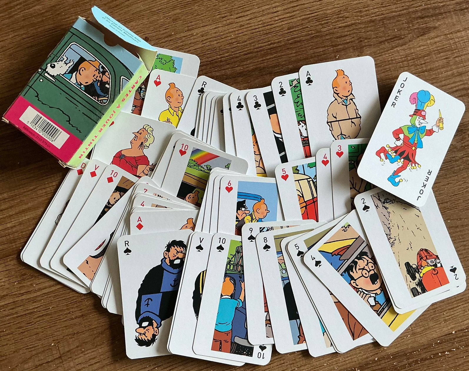 Jeu de cartes TINTIN ET LES VOITURES, Enlèvement ou Envoi, Comme neuf, Carte(s) à jouer