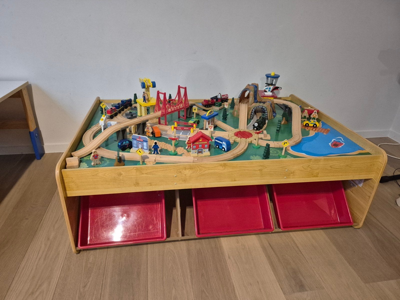 kidkraft treintafel, Kinderen en Baby's, Ophalen, Zo goed als nieuw