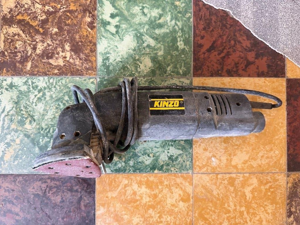 Ponceuse triangulaire, Bricolage & Construction, Enlèvement, Utilisé, Moins de 600 watts, Autres types