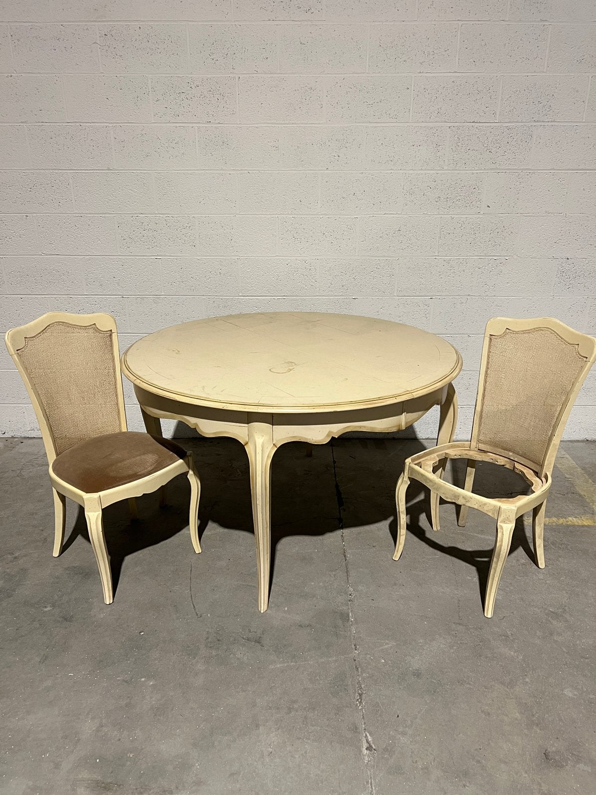 Table à manger ronde & 2 Chaises Style Louis XV, Maison & Meubles, Enlèvement, Utilisé, Rond