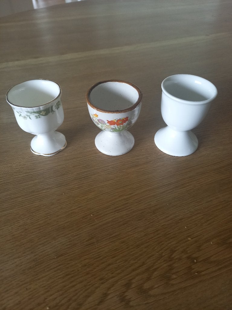 Zeermooi thee service en 3 eiren doppen, Ophalen
