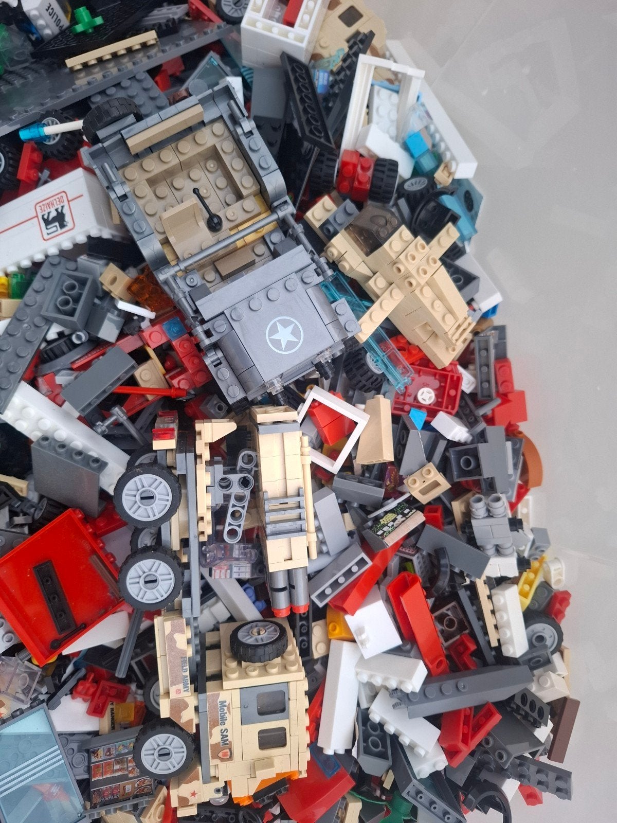 cubes adaptés à Lego, Enlèvement